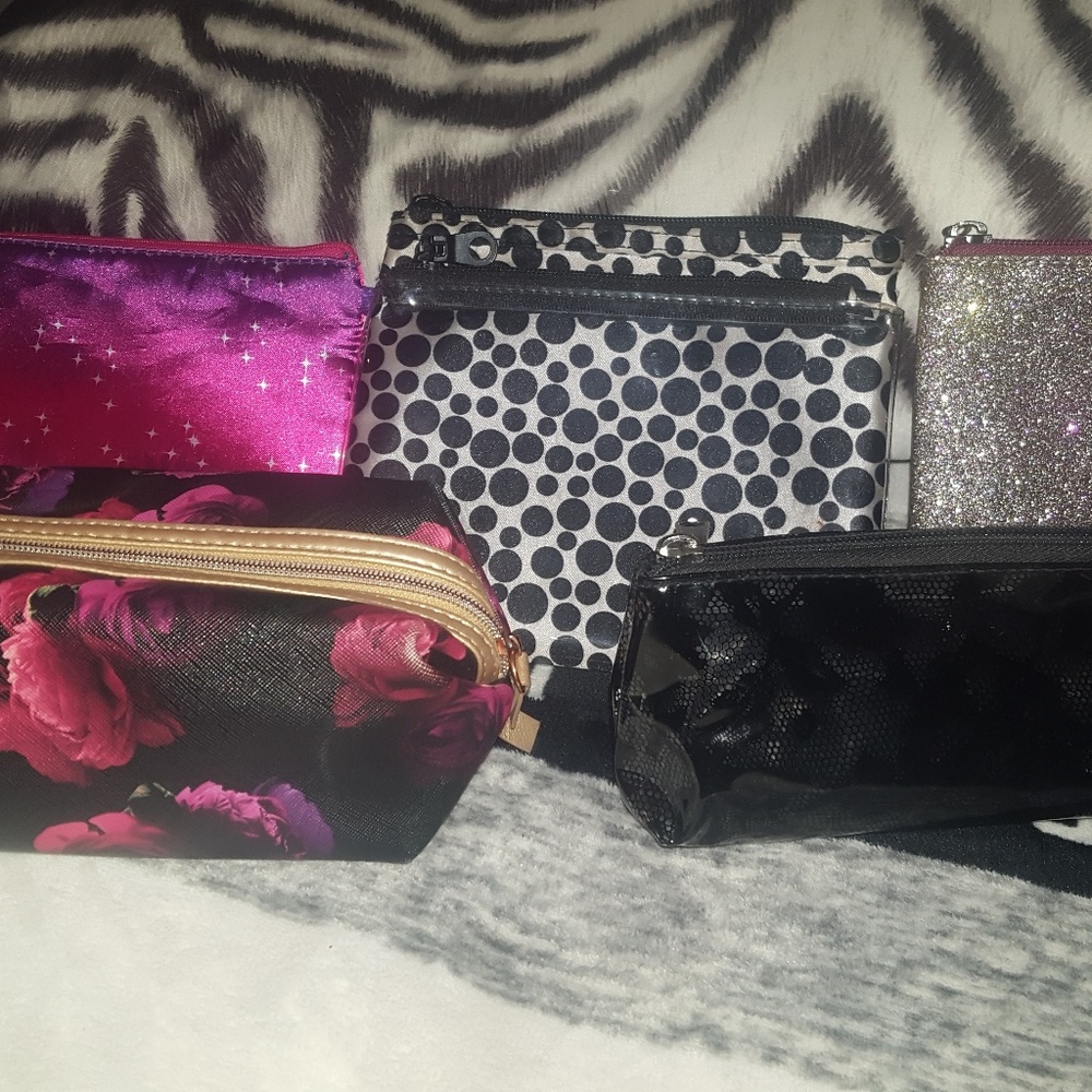 Cosmetic bags